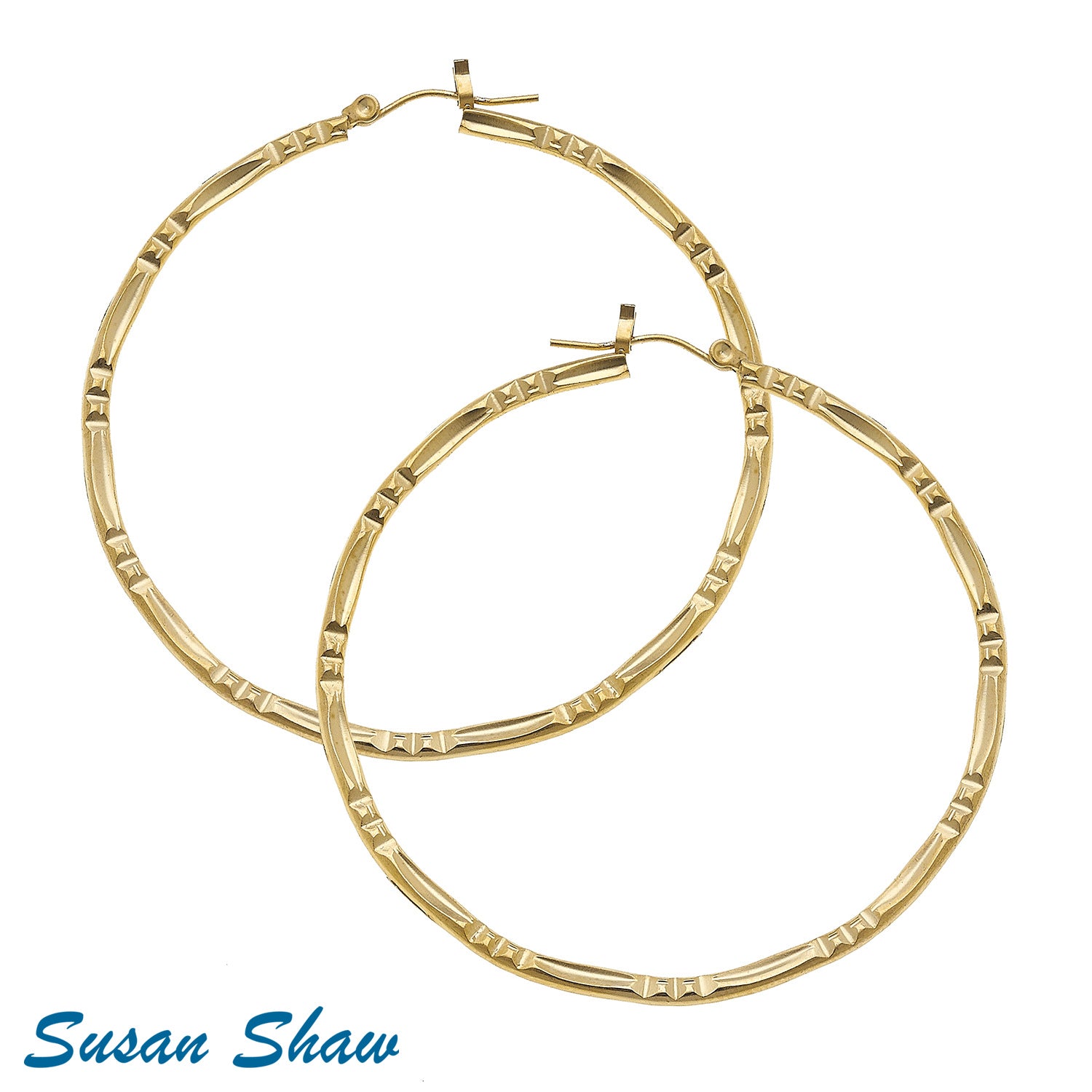 Susan Shaw Assorted Hoop Earrings in Gold.