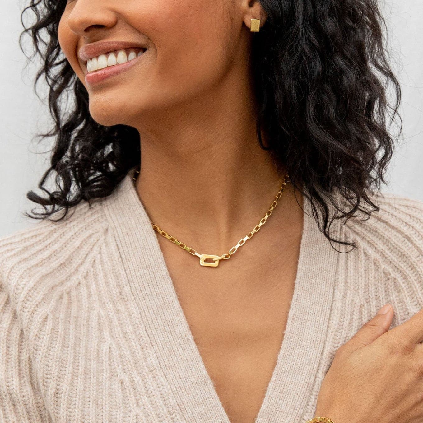 Nico Necklace (gold).