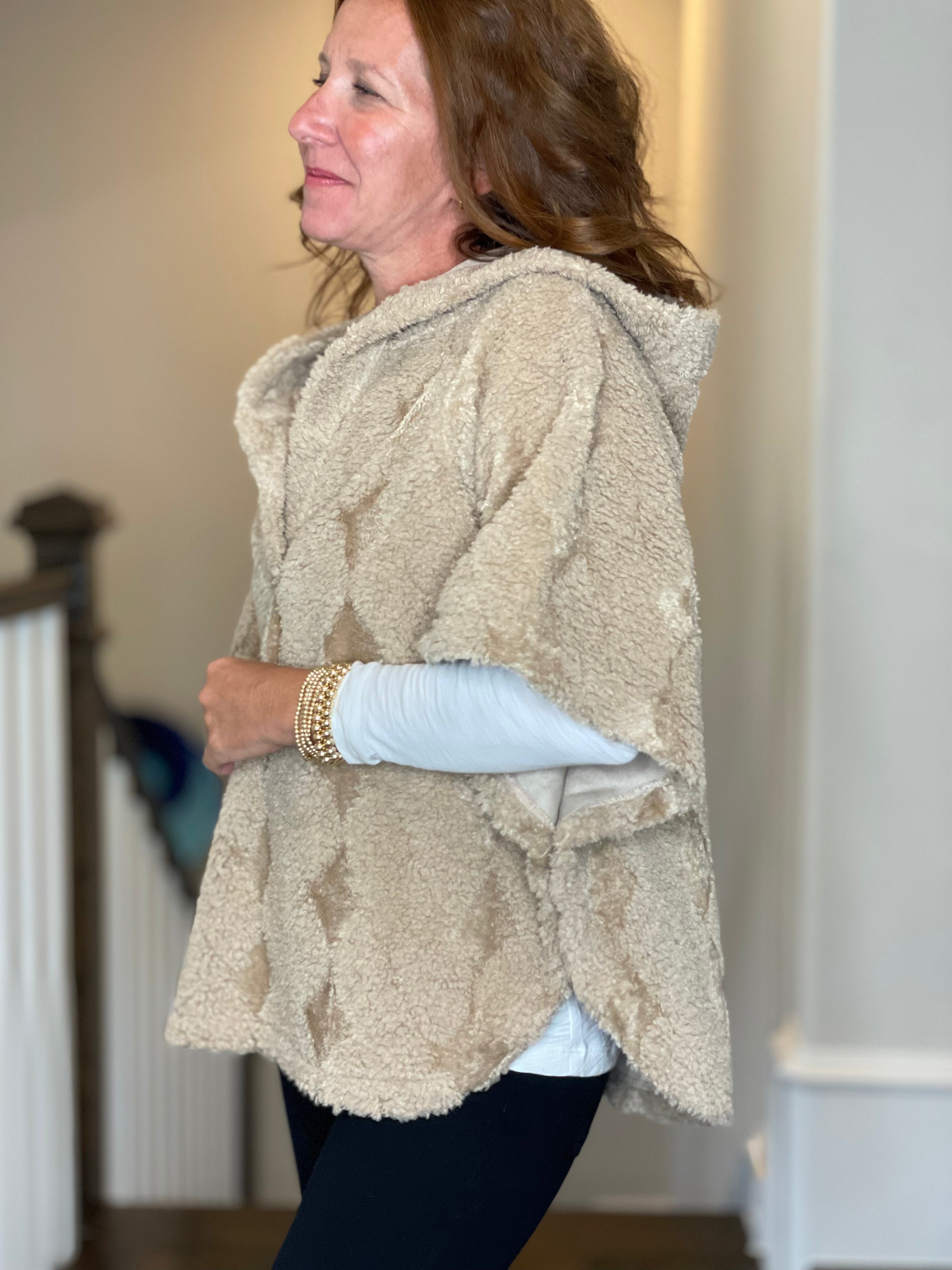 Dylan Harlow Poncho.