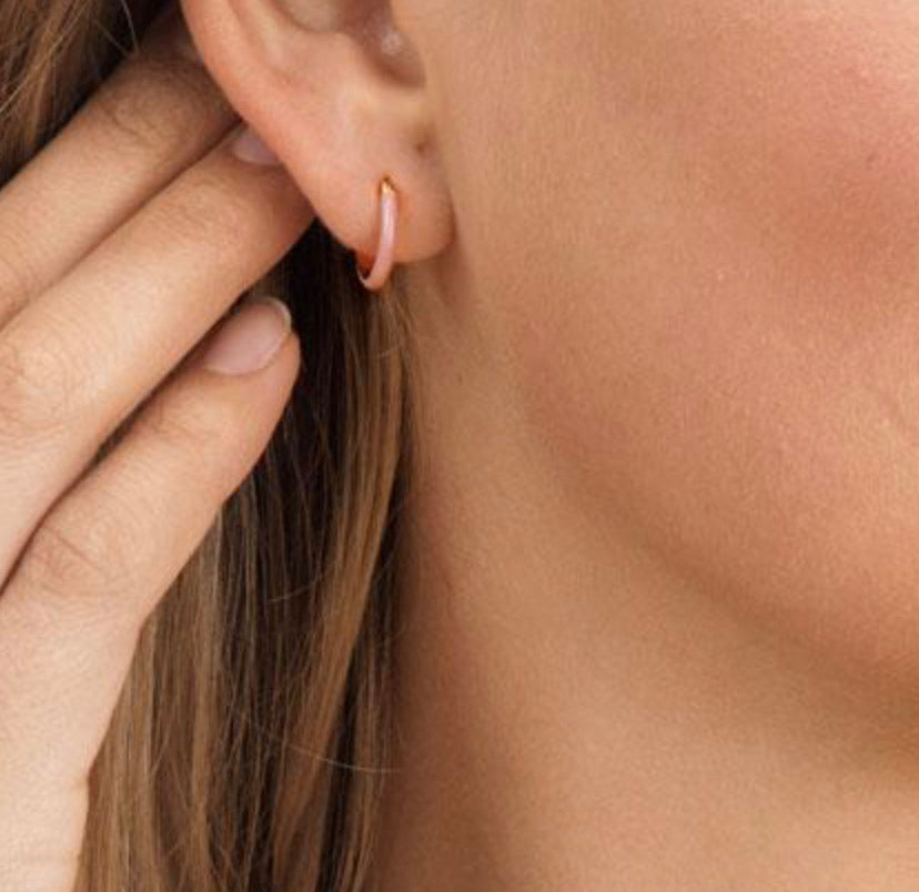 Amalfi Huggies Blush (gold).