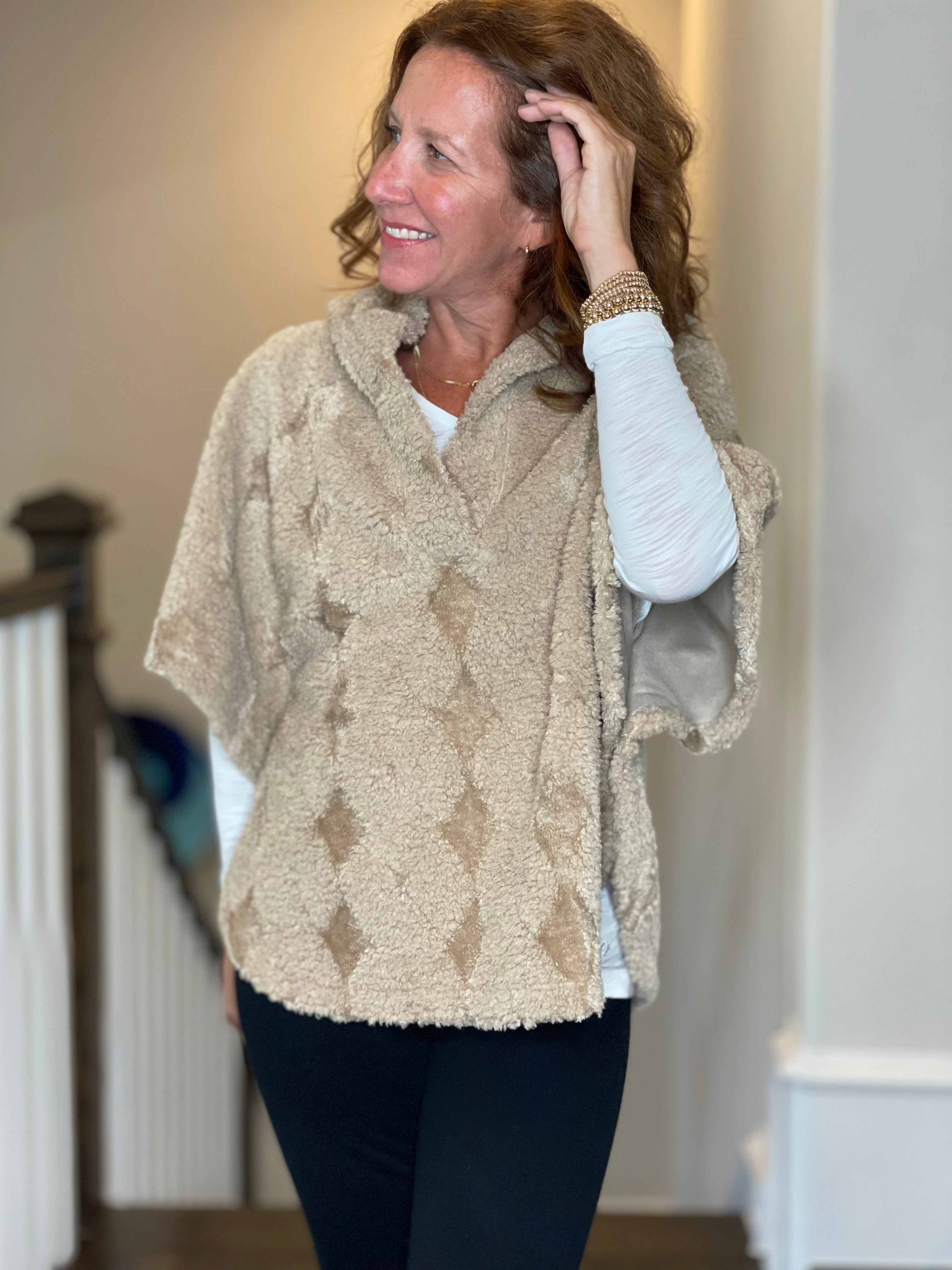 Dylan Harlow Poncho.