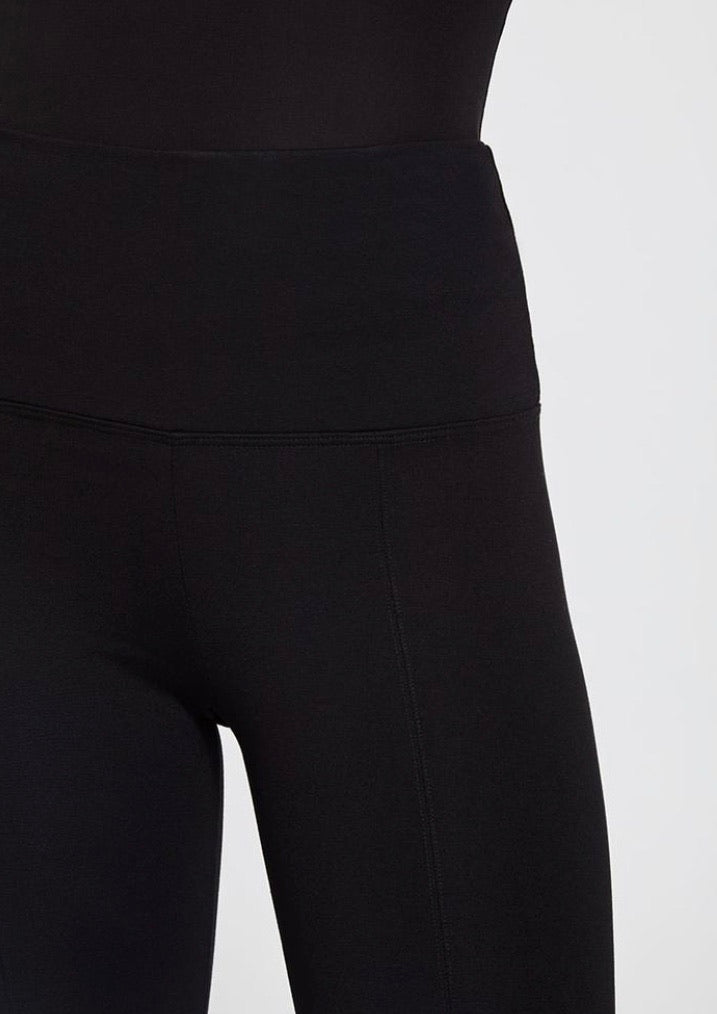 Lysse Signature Center Seam Black Legging.