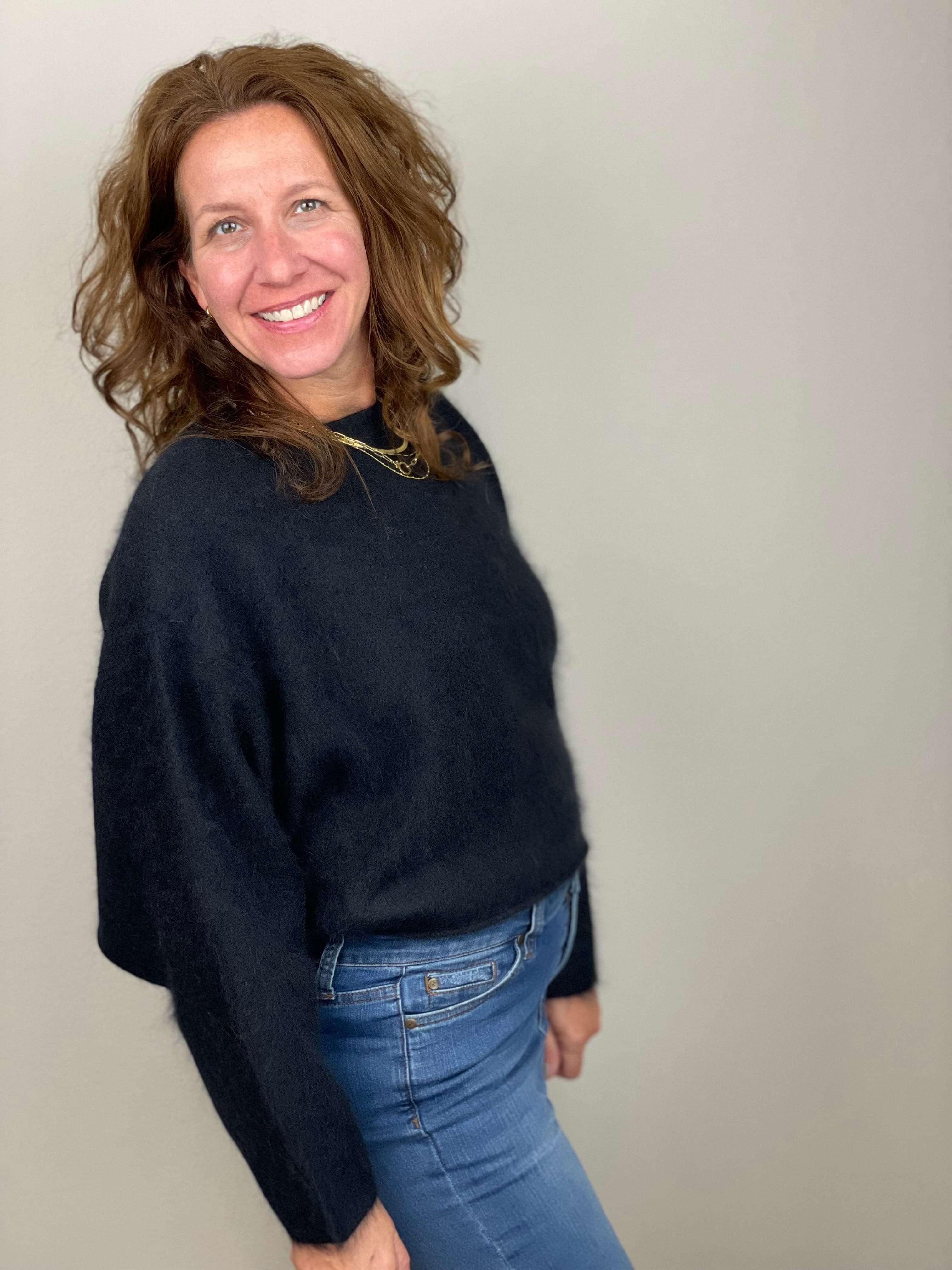 Udu Sweater in Black.