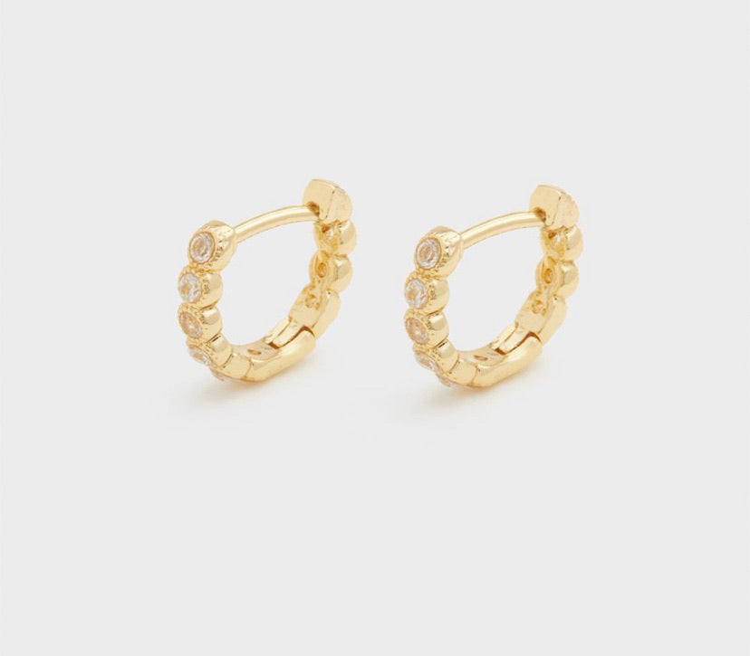 Madison Shimmer Huggies (gold).