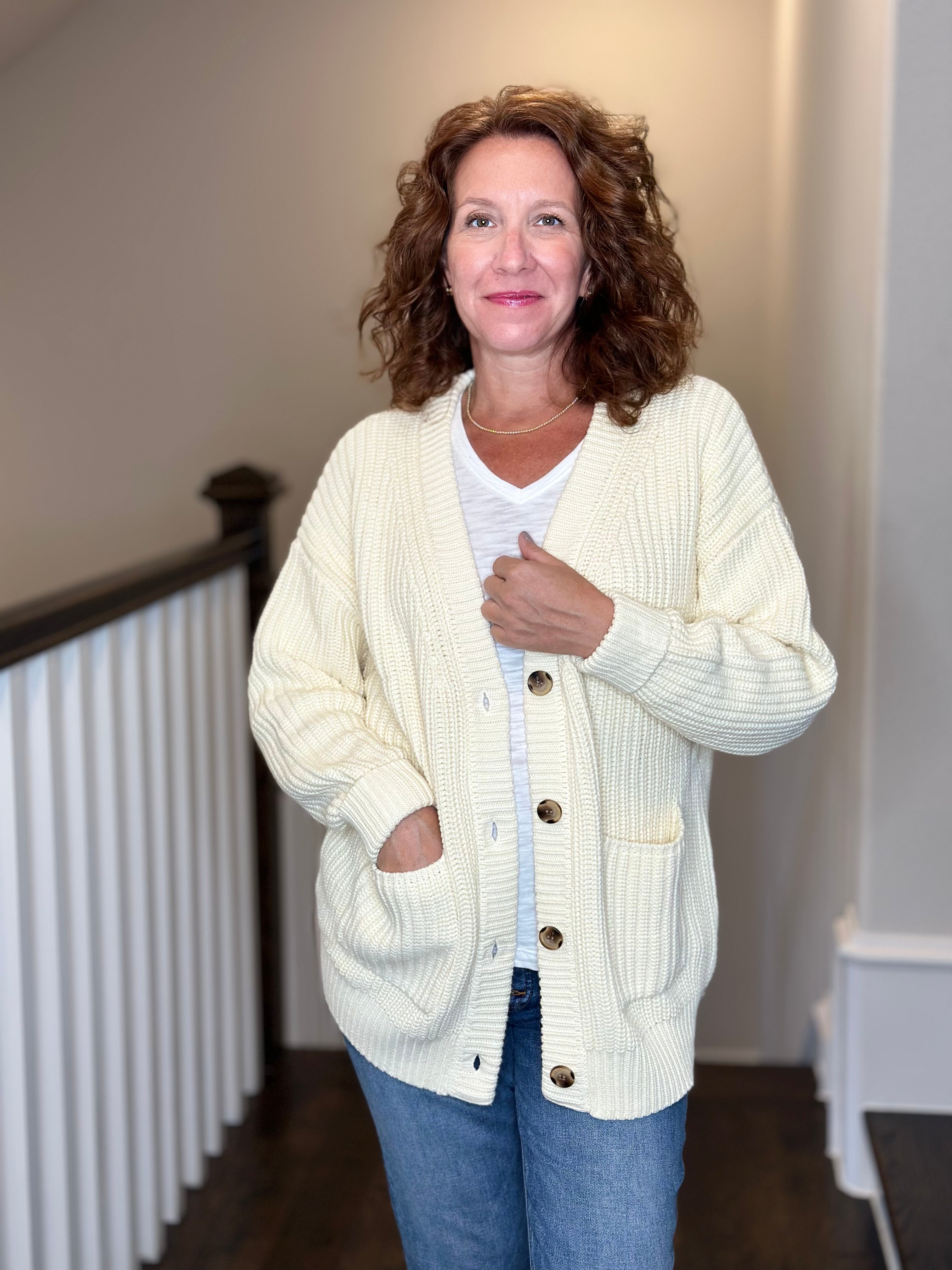 Callahan The Cardigan in Creme