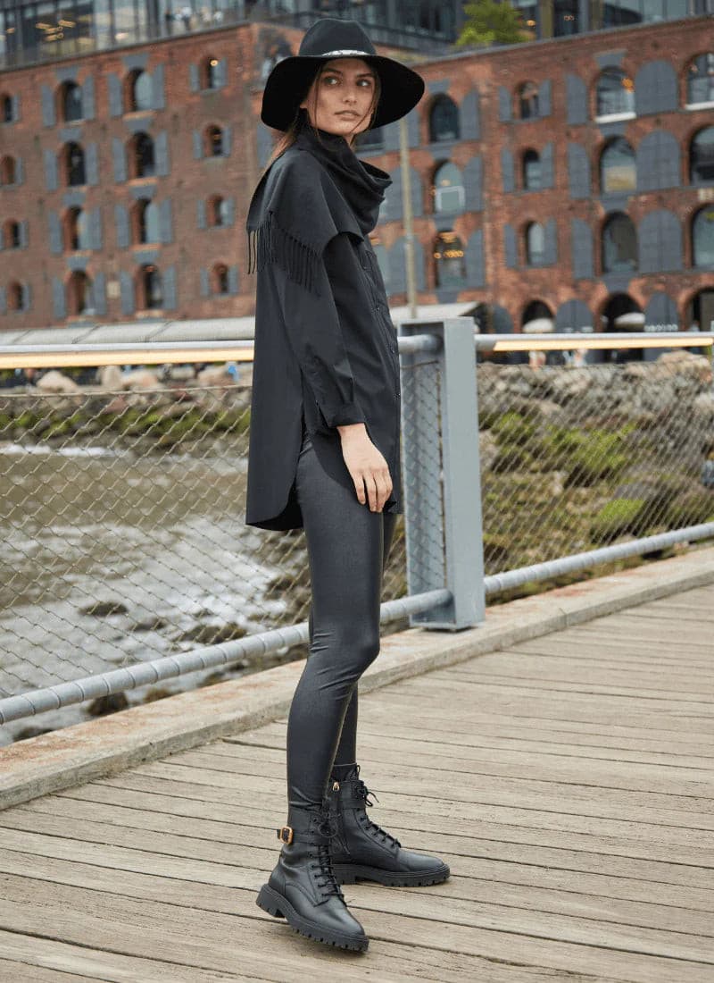 Lysse Schiffer Button Down in Black.
