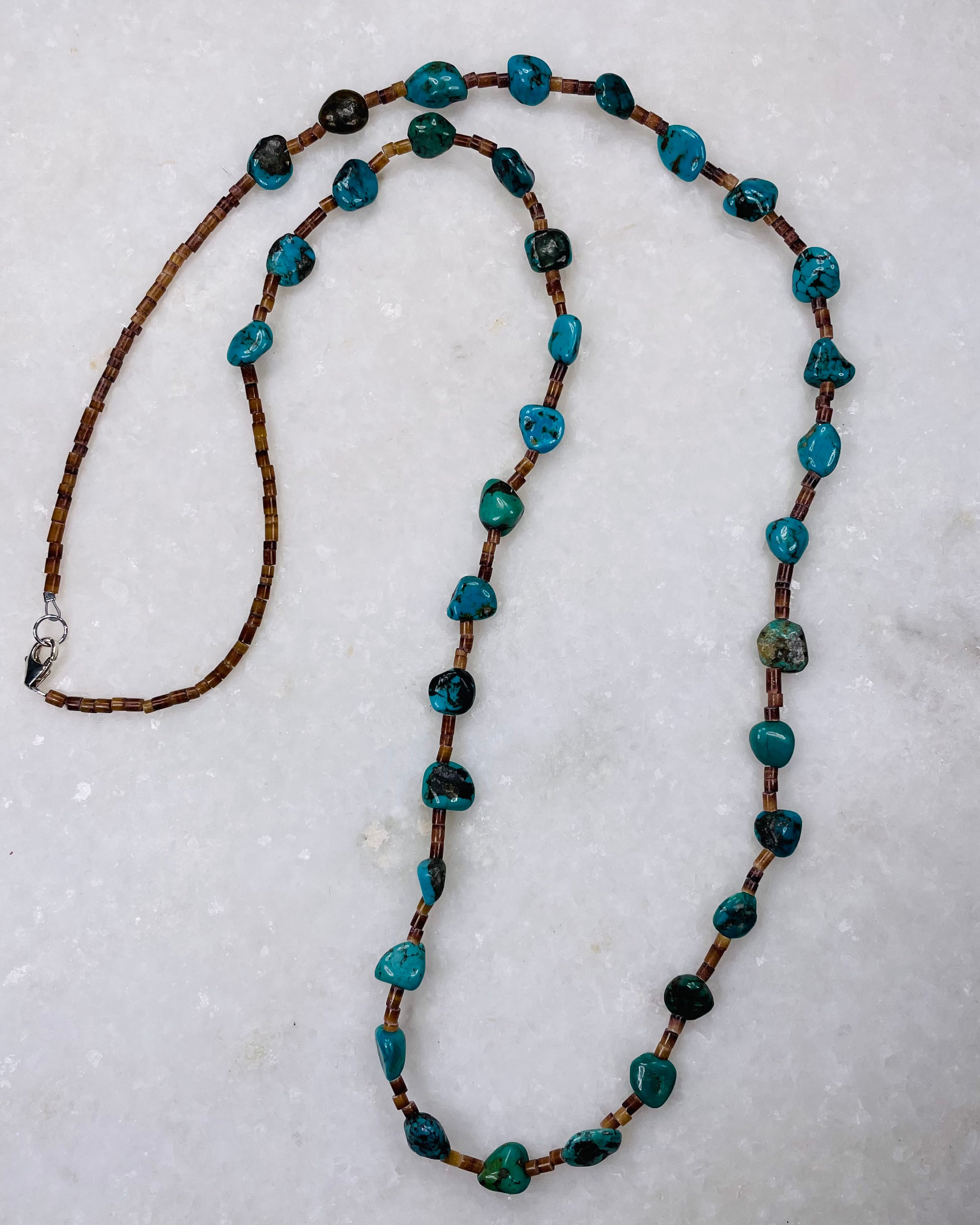 Kingman Turquoise & Pin Shell Necklace 30".