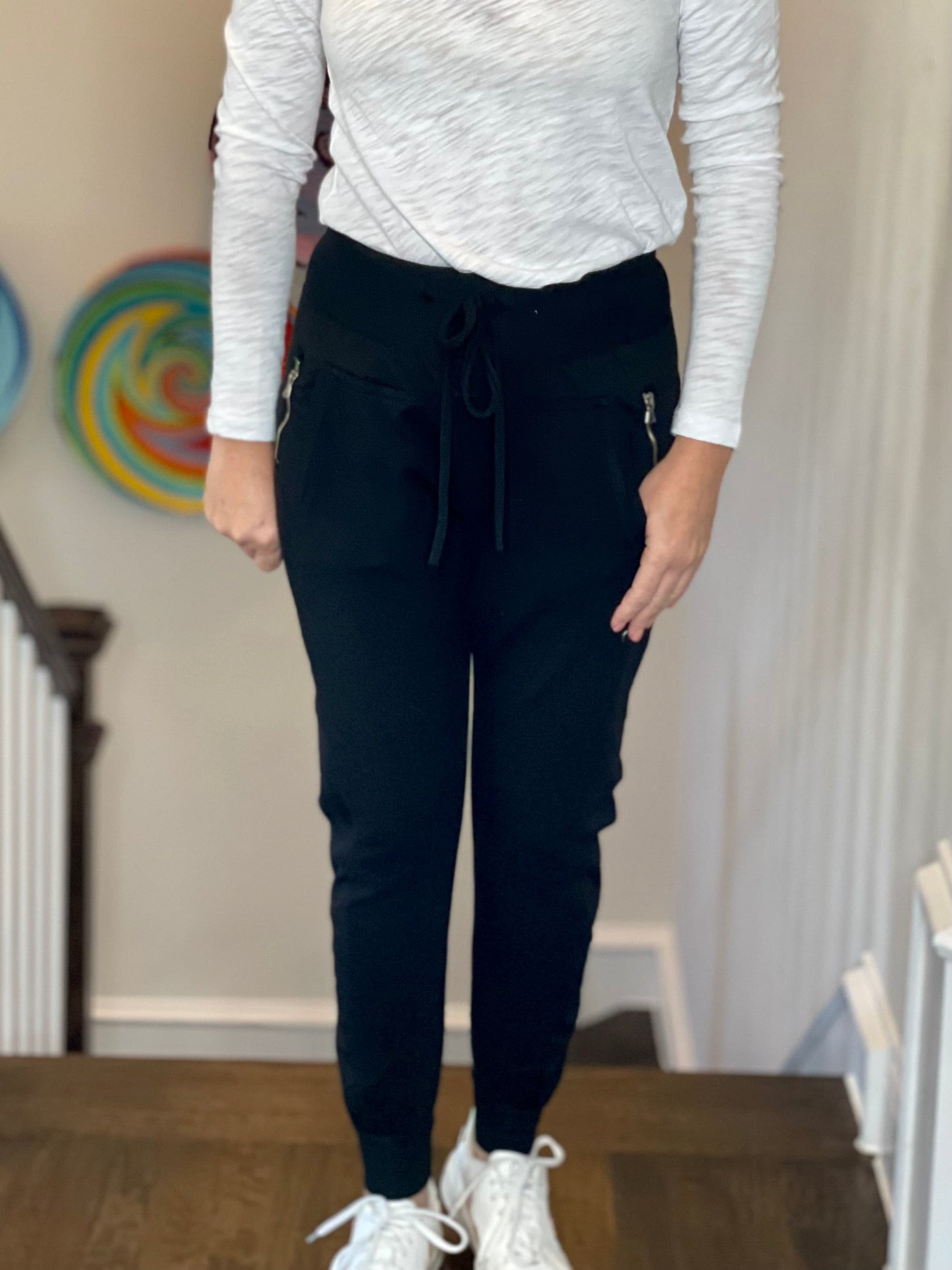 Ultimate Joggers in Black.