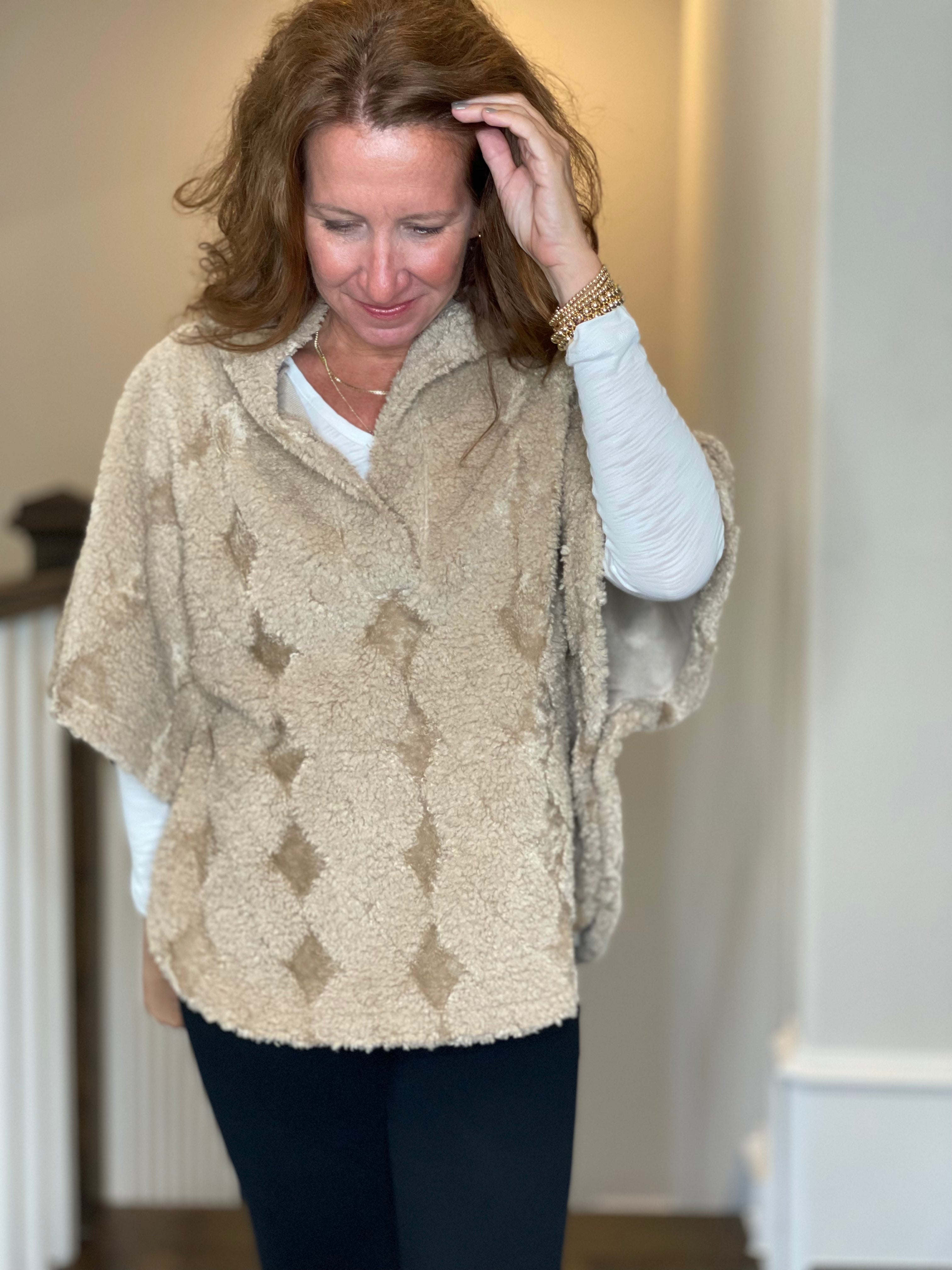 Dylan Harlow Poncho.