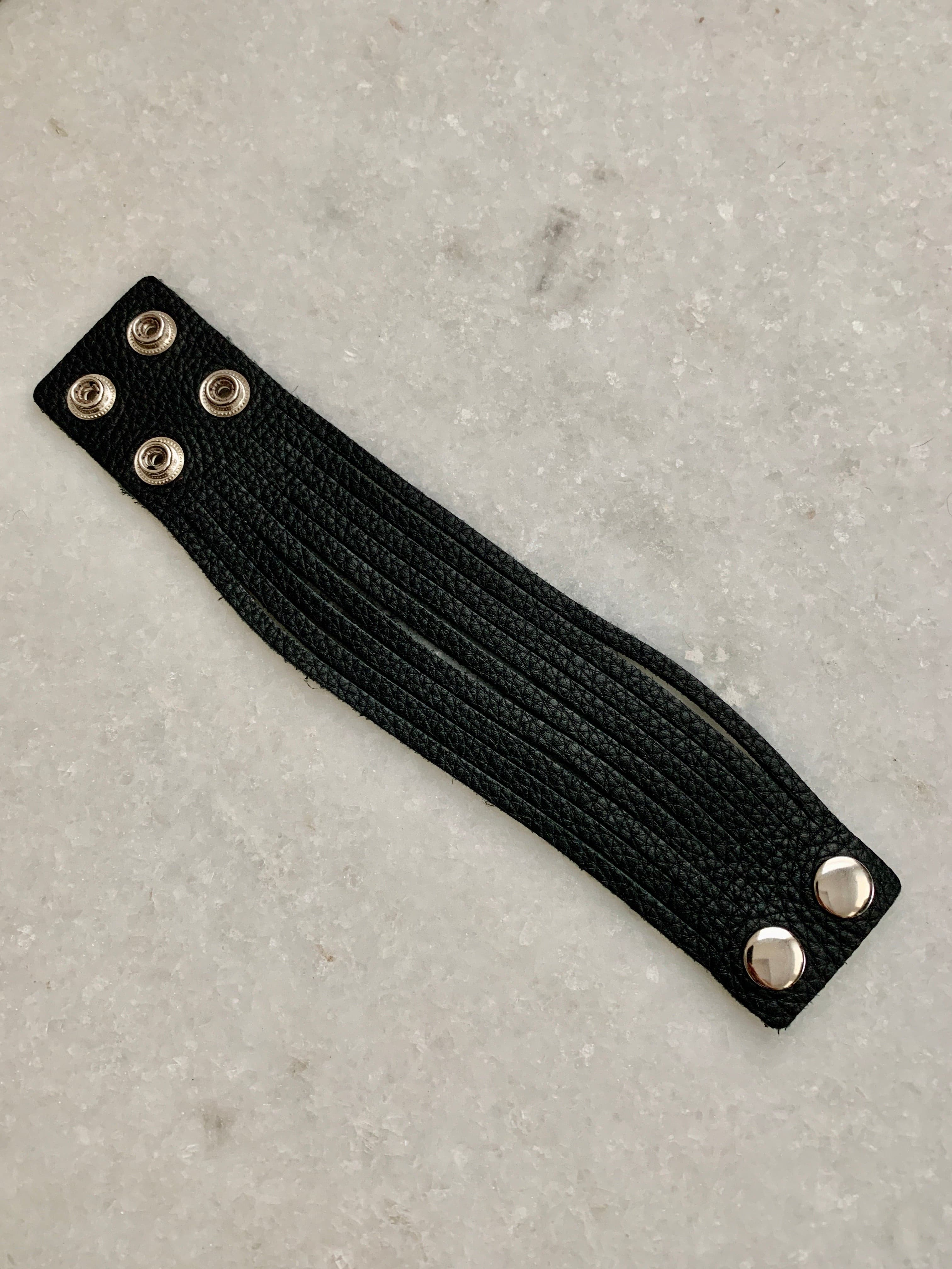 Textured Black Black Leather Bracelet.
