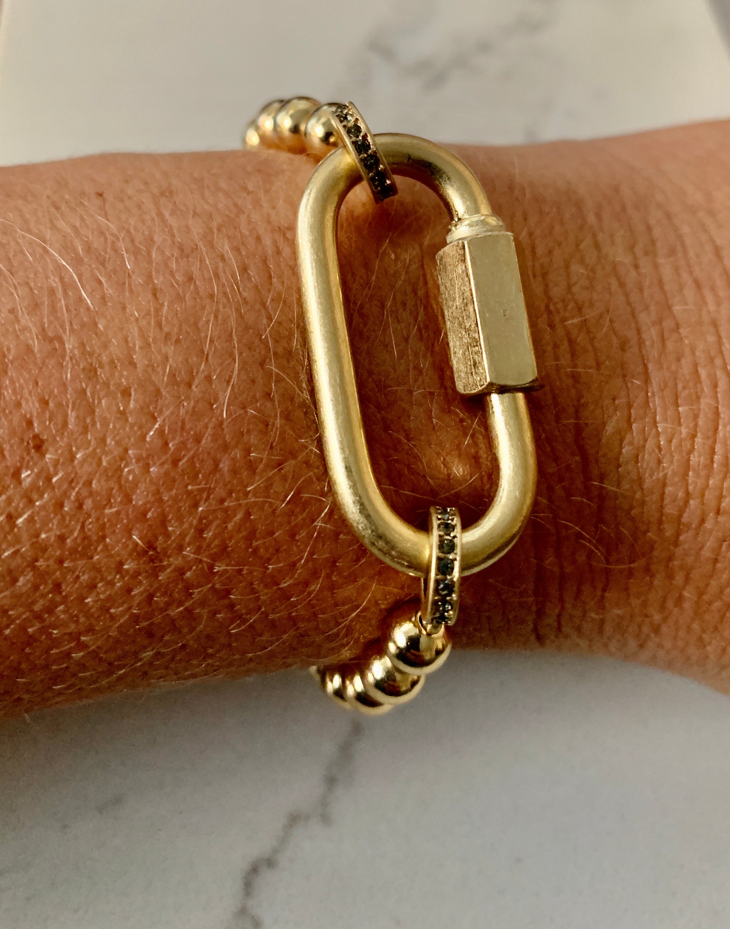 Ball Bracelet w/Large Locket-Gold.