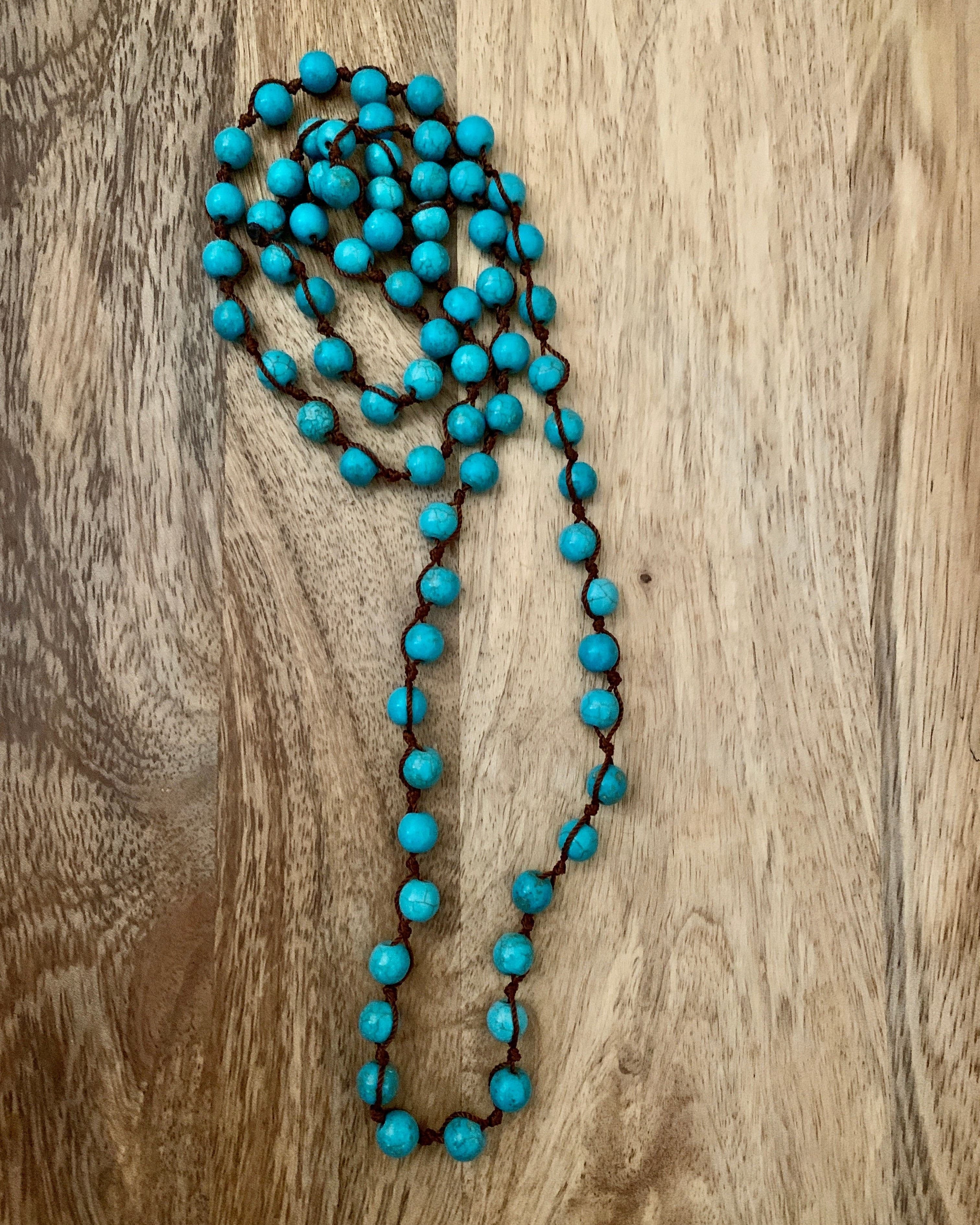 Turquoise Bead Necklace.