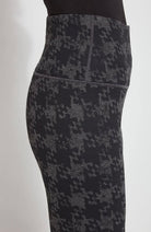 Lysse Reversible Charcoal Frosted Leggings.
