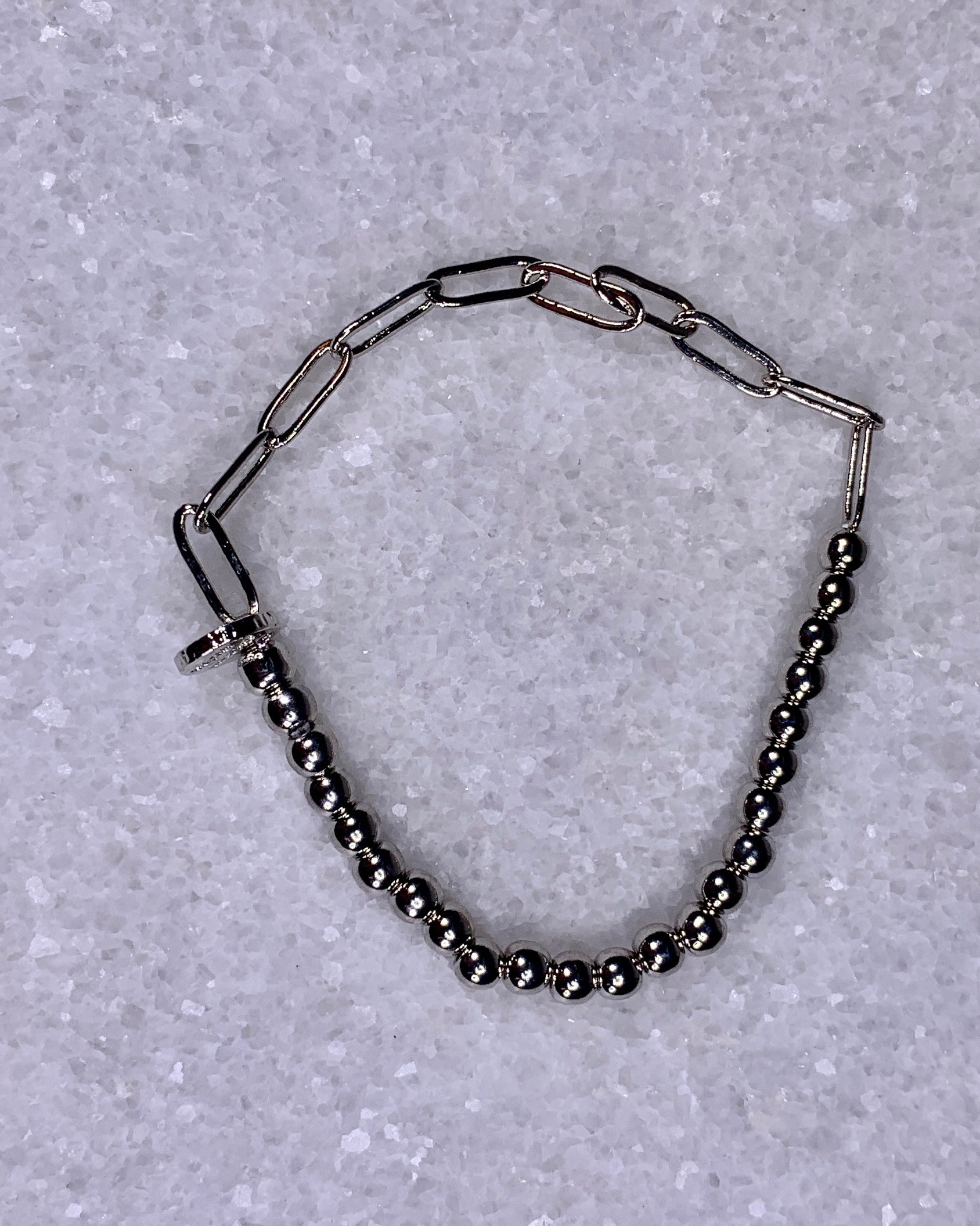 Small Metal Link & Bead Bracelet-Silver.