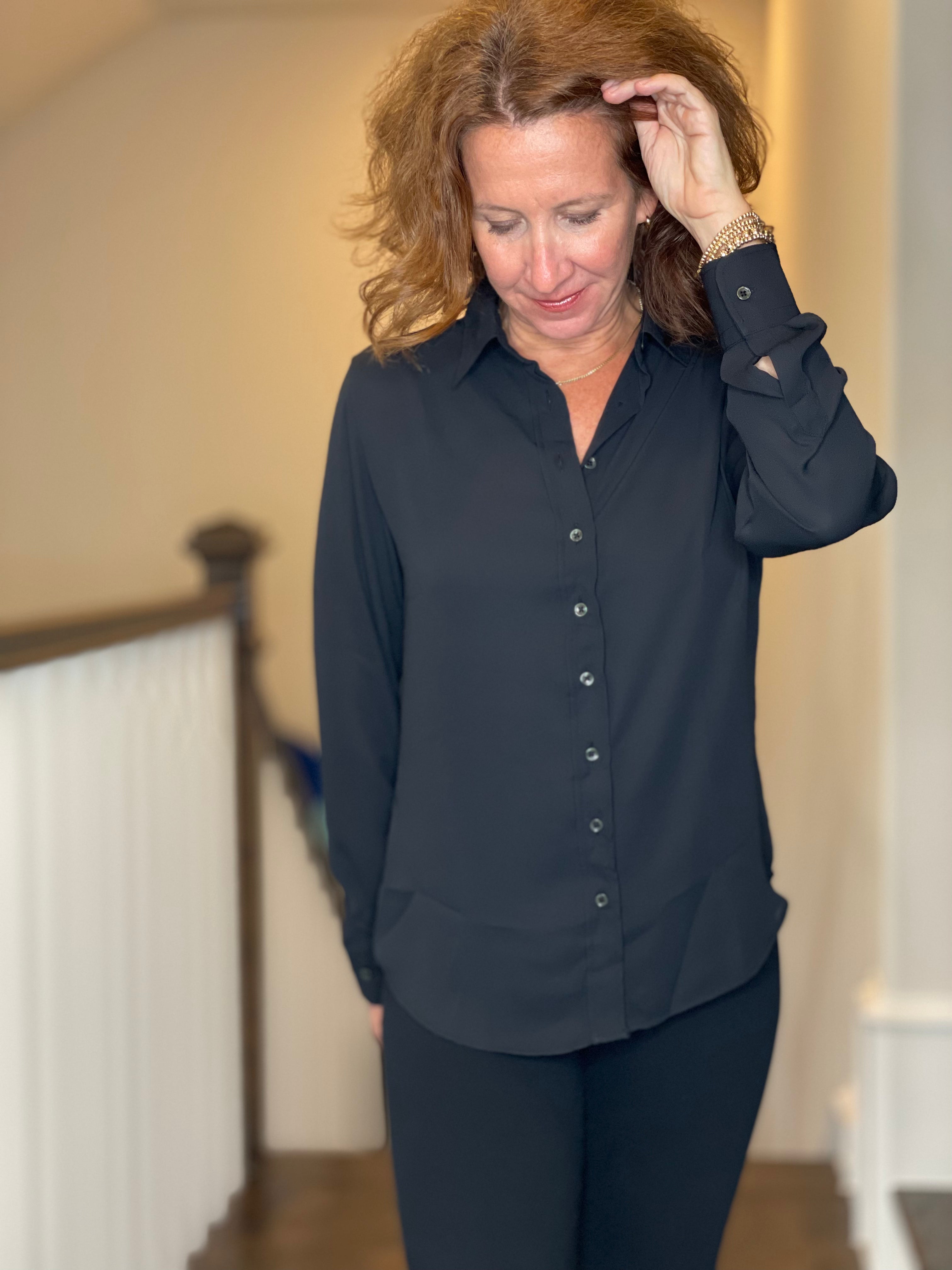 THE SHIRT-The Signature Shirt in Black.