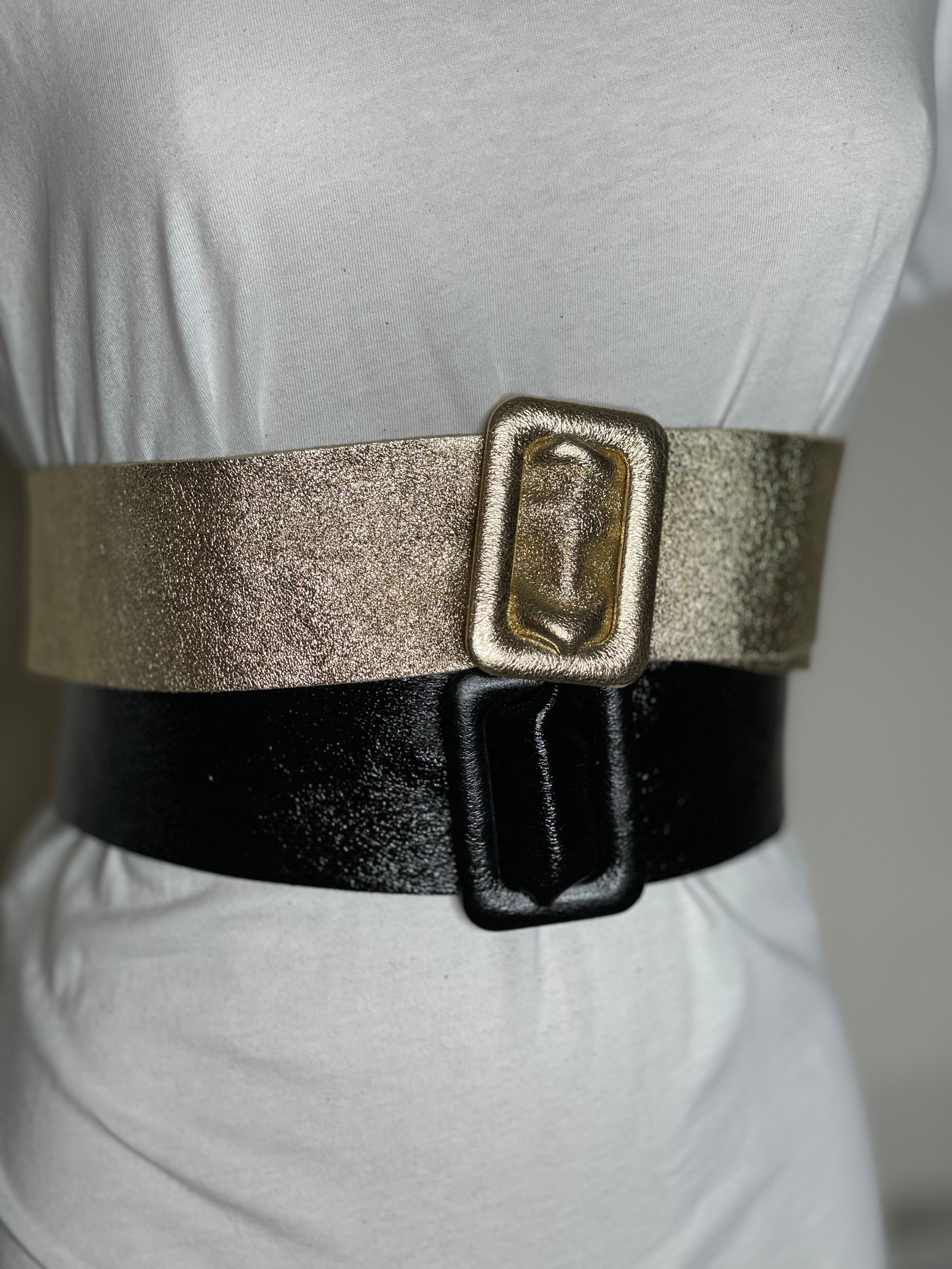 Leather Belt in Black or Gold.